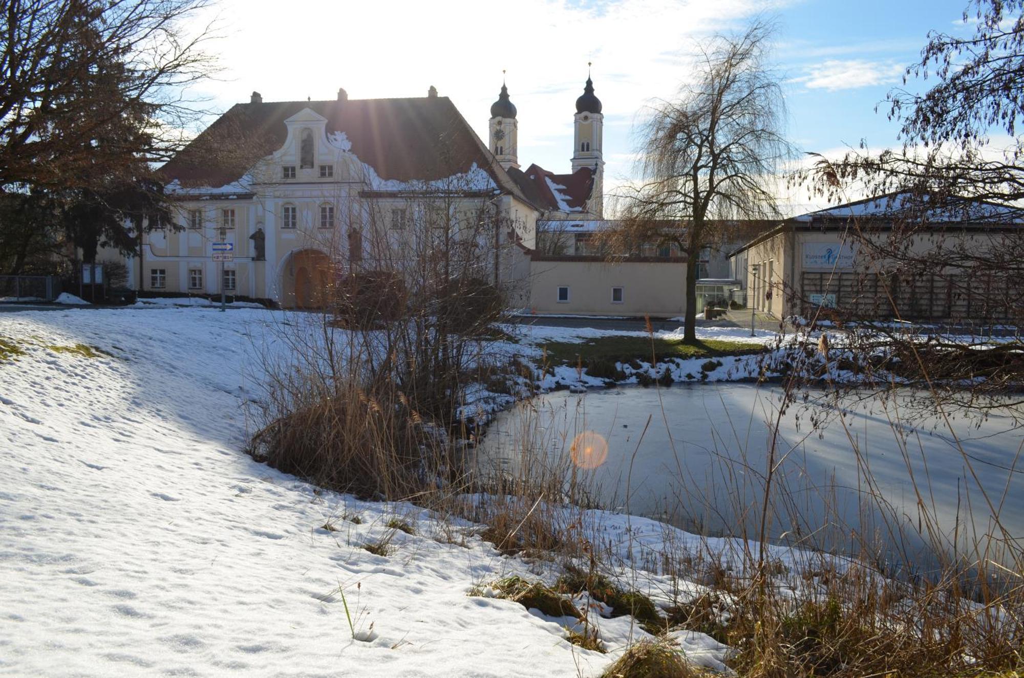 Klostergasthof Roggenburg Eksteriør billede